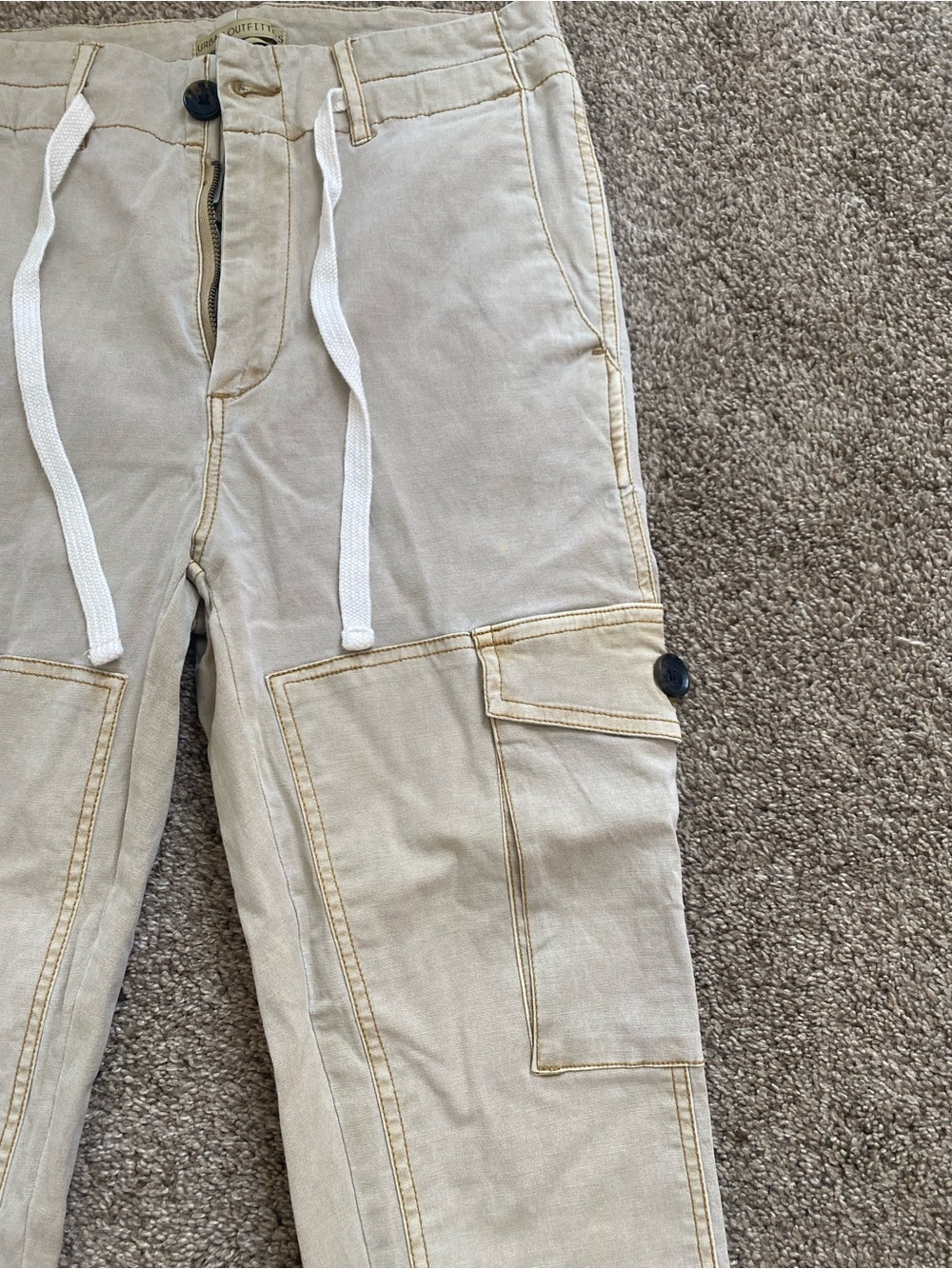 Urban Outfitters Light Beige Cargo Jogger Pants - Picture 2 of 3